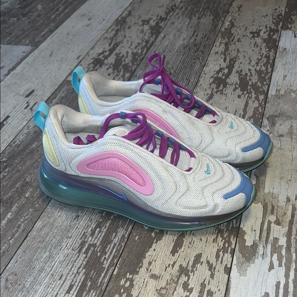 Nike Air Max 720 Aqua Powder Women’s Sneaker Size 8.5